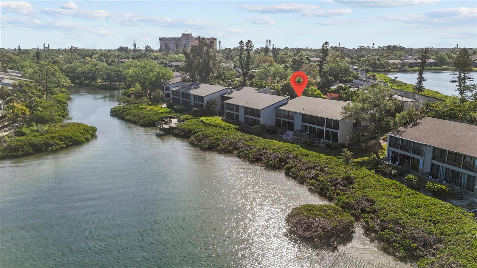 1511 PELICAN POINT DR #279