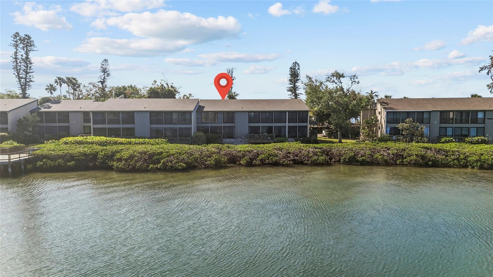 1511 PELICAN POINT DR #279