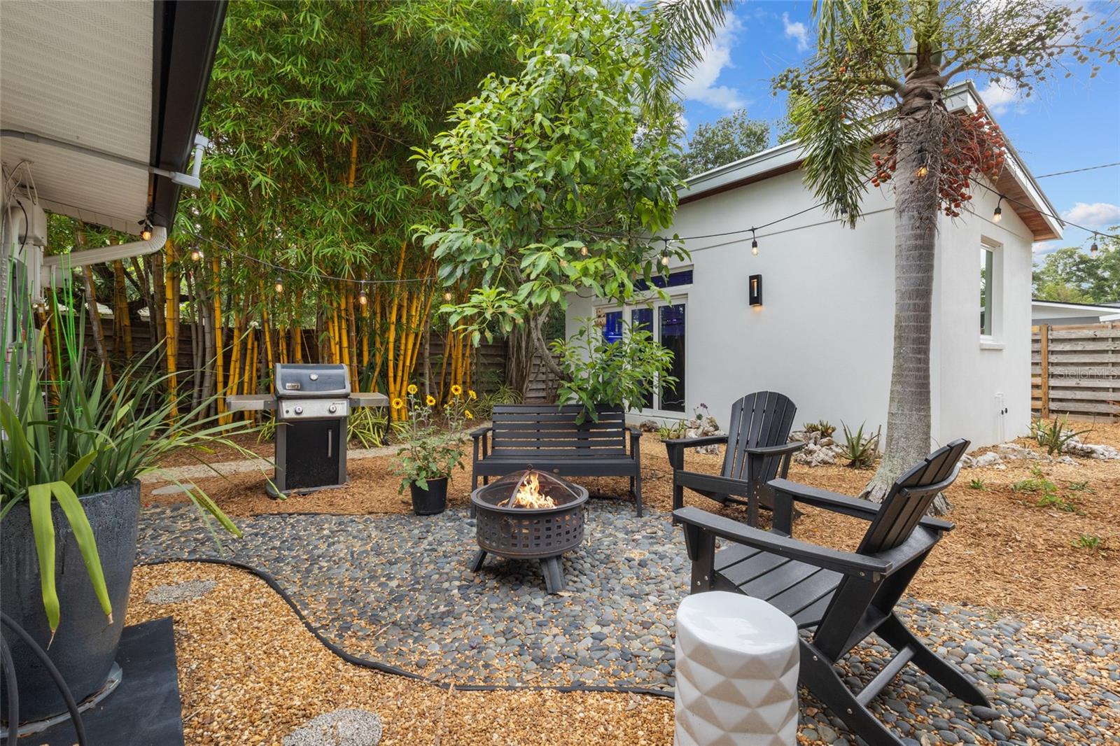 2605 BOTANY AVE