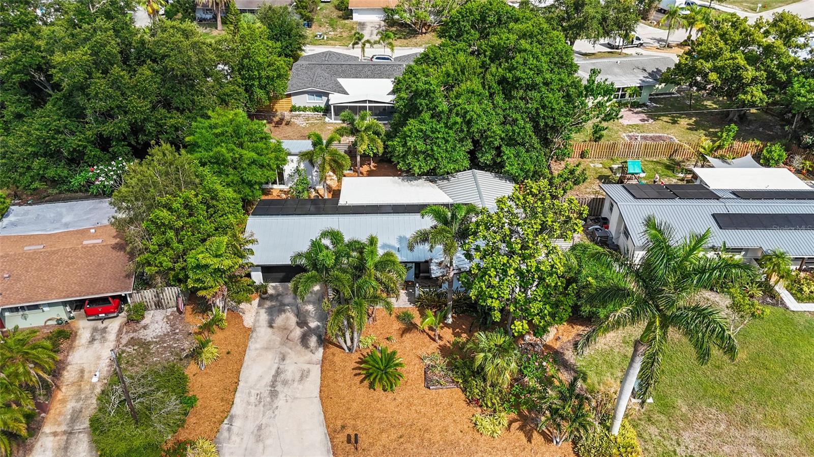 2605 BOTANY AVE
