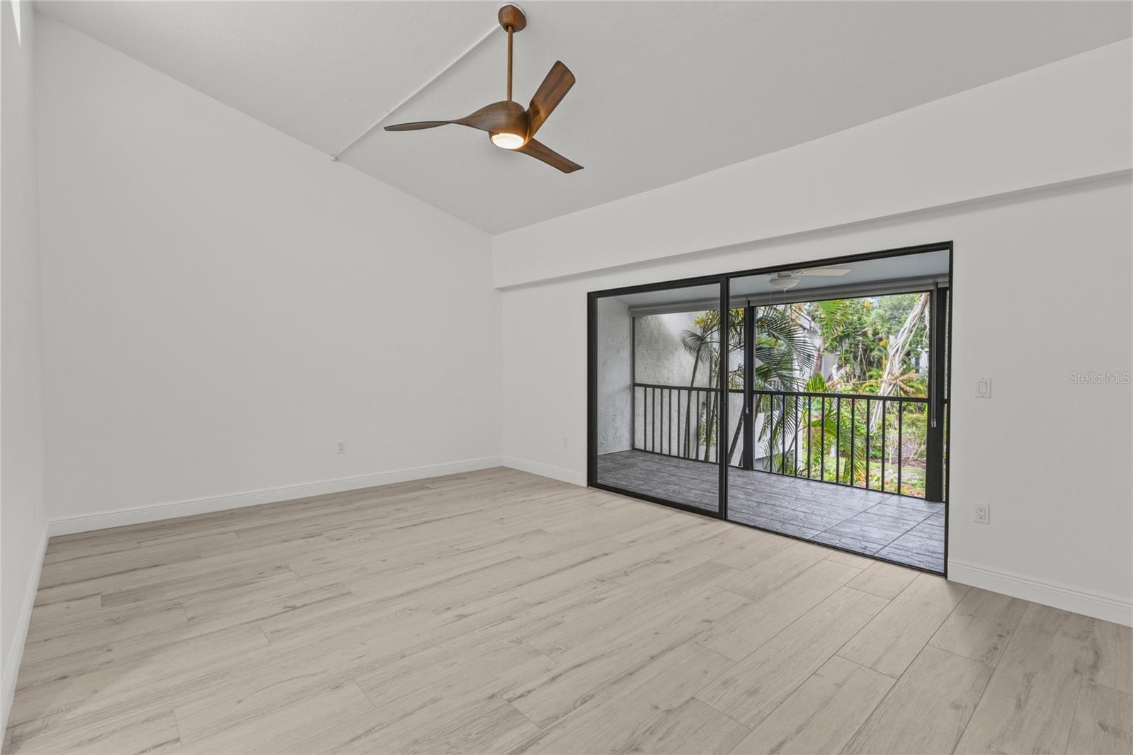 1508 PELICAN COVE RD #235