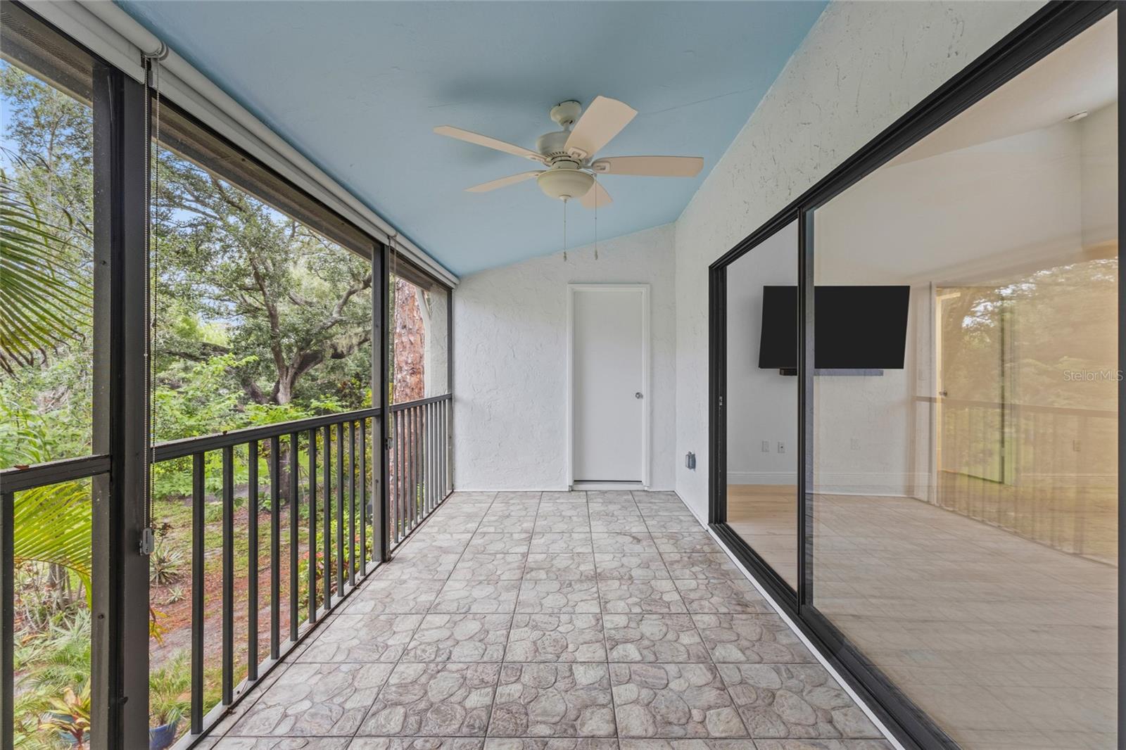 1508 PELICAN COVE RD #235