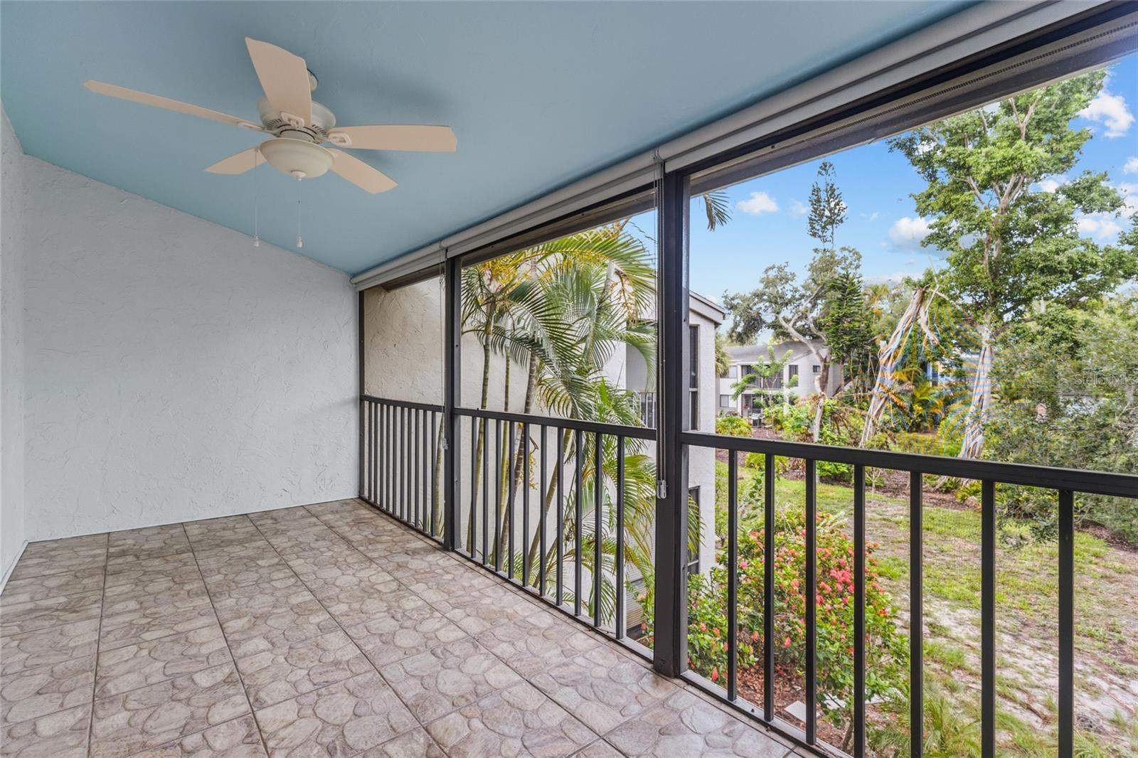 1508 PELICAN COVE RD #235