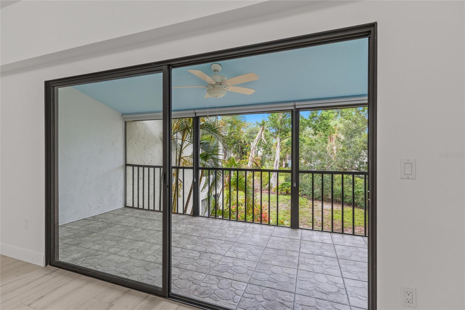 1508 PELICAN COVE RD #235