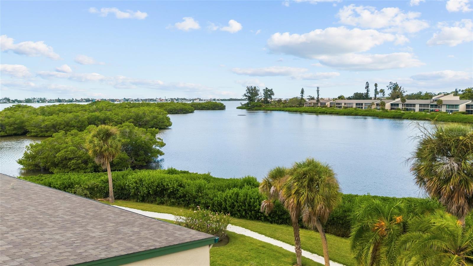 1601 BAYHOUSE POINT DR #204