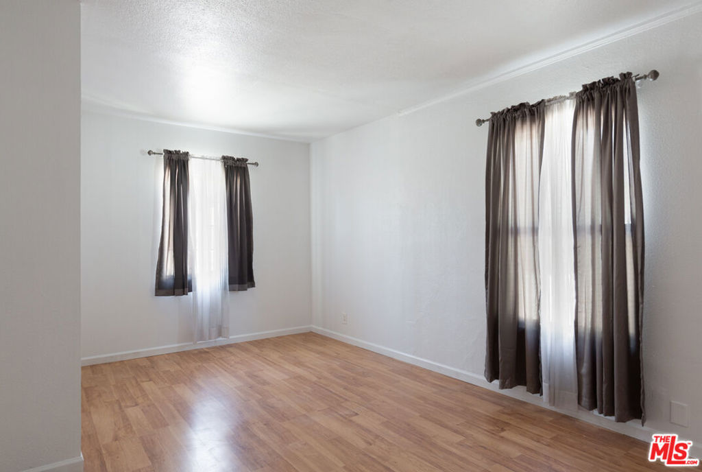 10057 Tujunga Canyon Boulevard