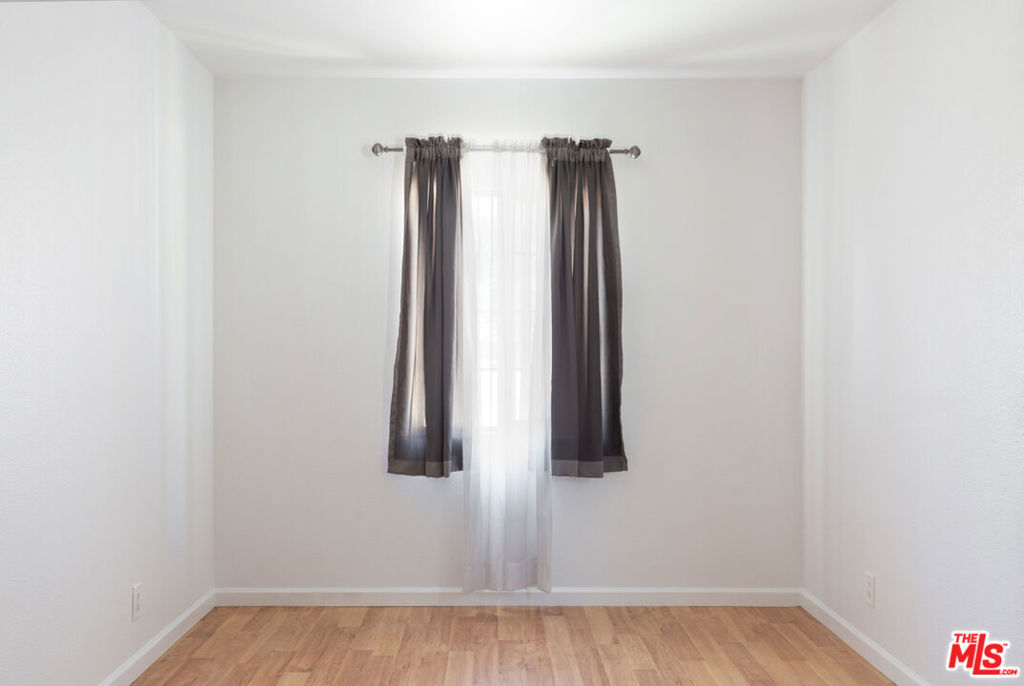 10057 Tujunga Canyon Boulevard