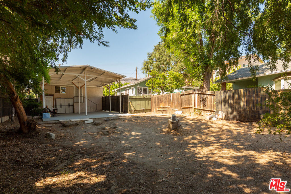 10057 Tujunga Canyon Boulevard