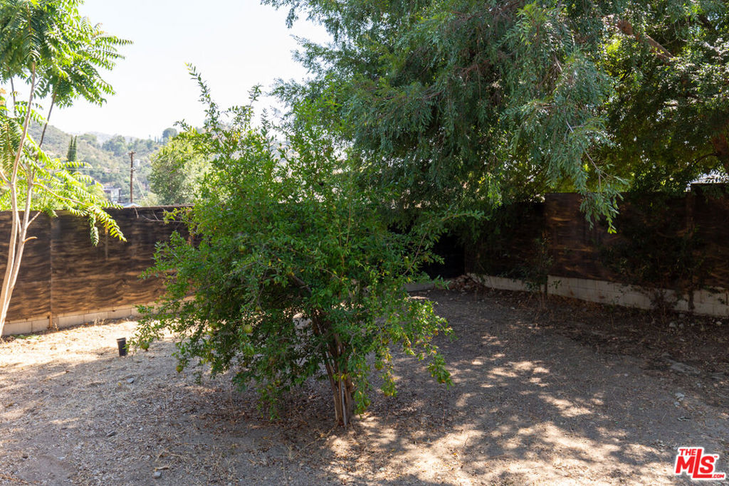 10057 Tujunga Canyon Boulevard