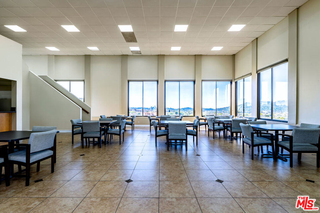 343 Pioneer Drive Unit: 1103