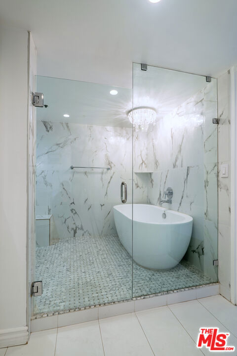 343 Pioneer Drive Unit: 1103