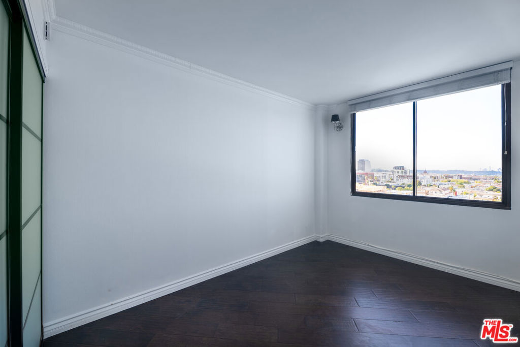 343 Pioneer Drive Unit: 1103