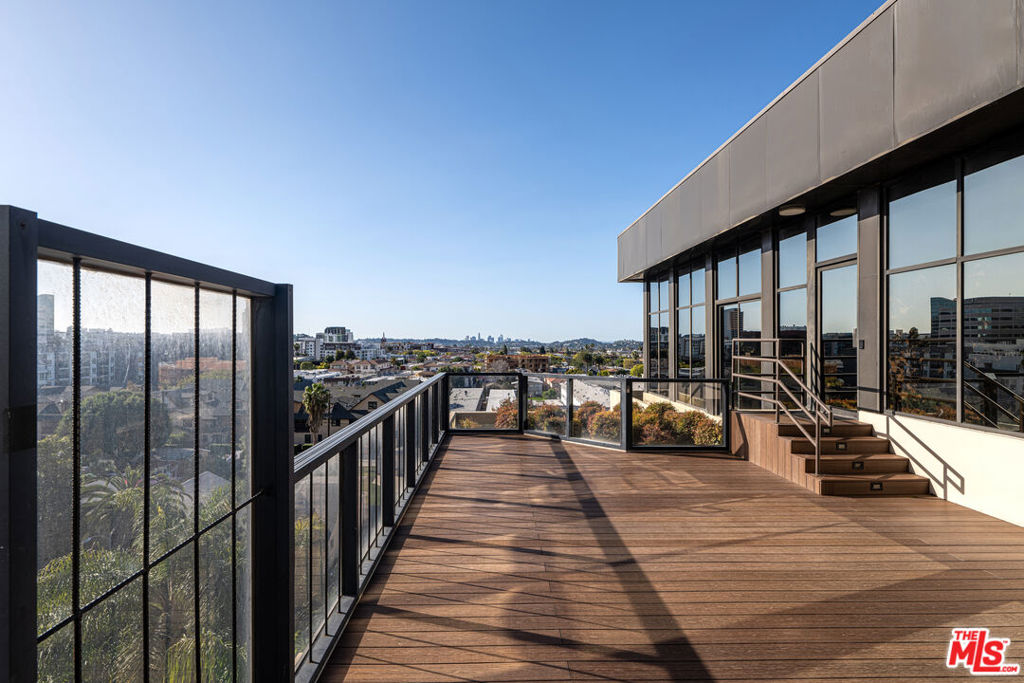 343 Pioneer Drive Unit: 1103