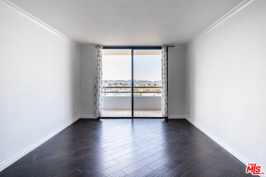 343 Pioneer Drive Unit: 1103