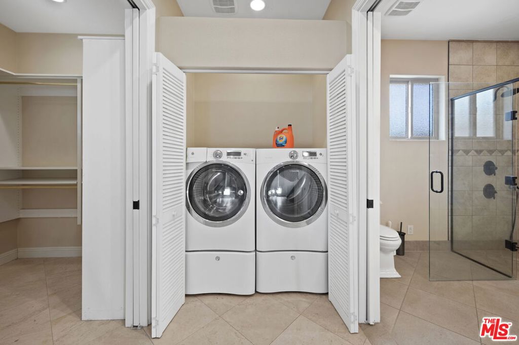 77935 Delaware Place