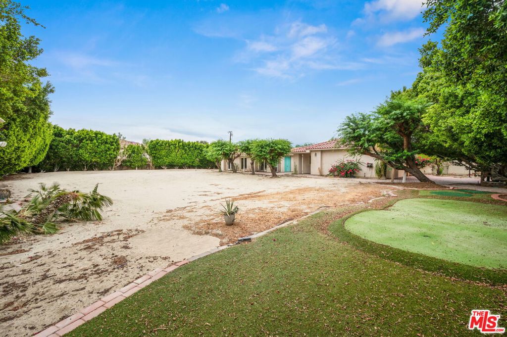 77935 Delaware Place