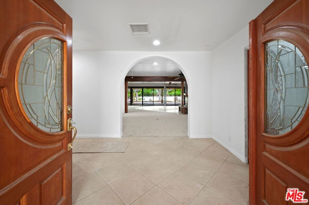 77935 Delaware Place