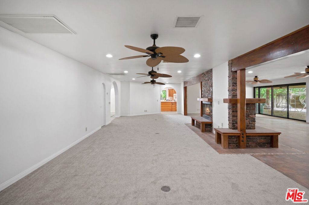 77935 Delaware Place