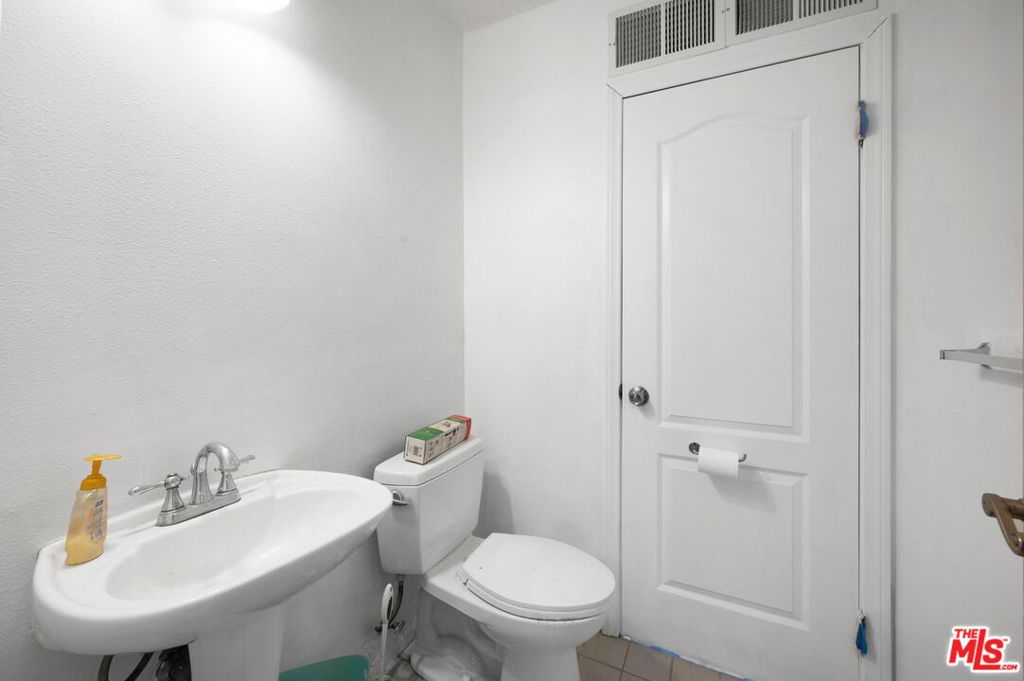 77935 Delaware Place