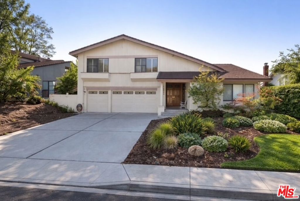 2433 Flintridge Drive
