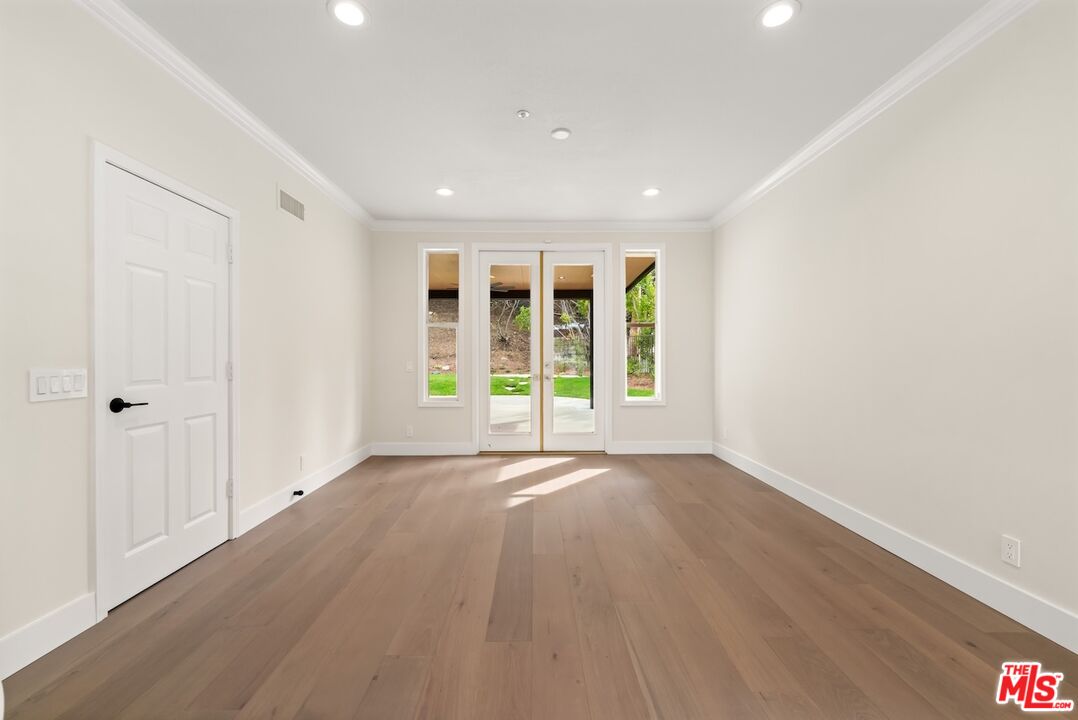 18500 Saint Moritz Dr