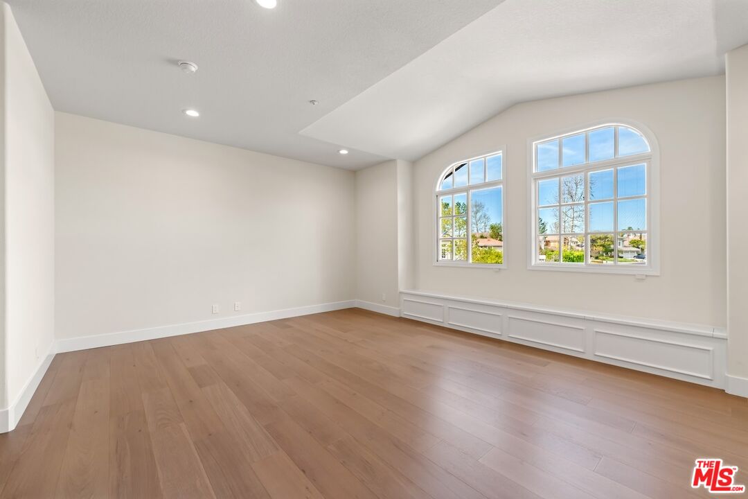 18500 Saint Moritz Dr