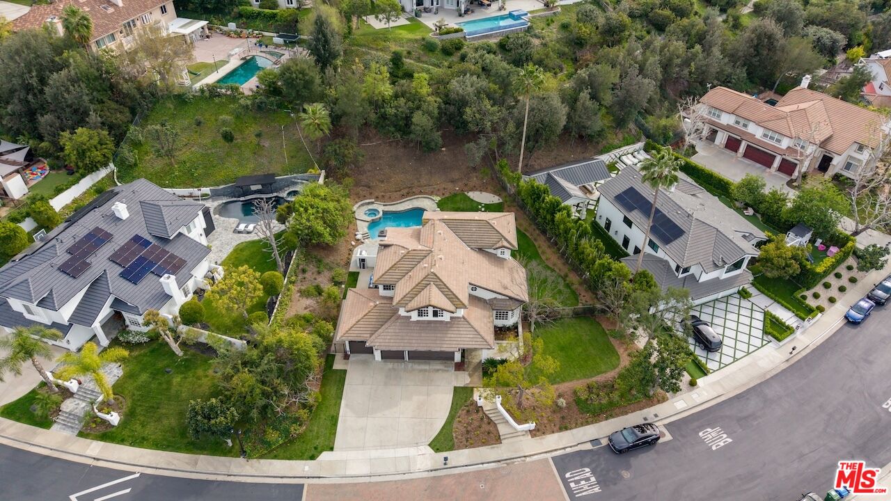 18500 Saint Moritz Dr