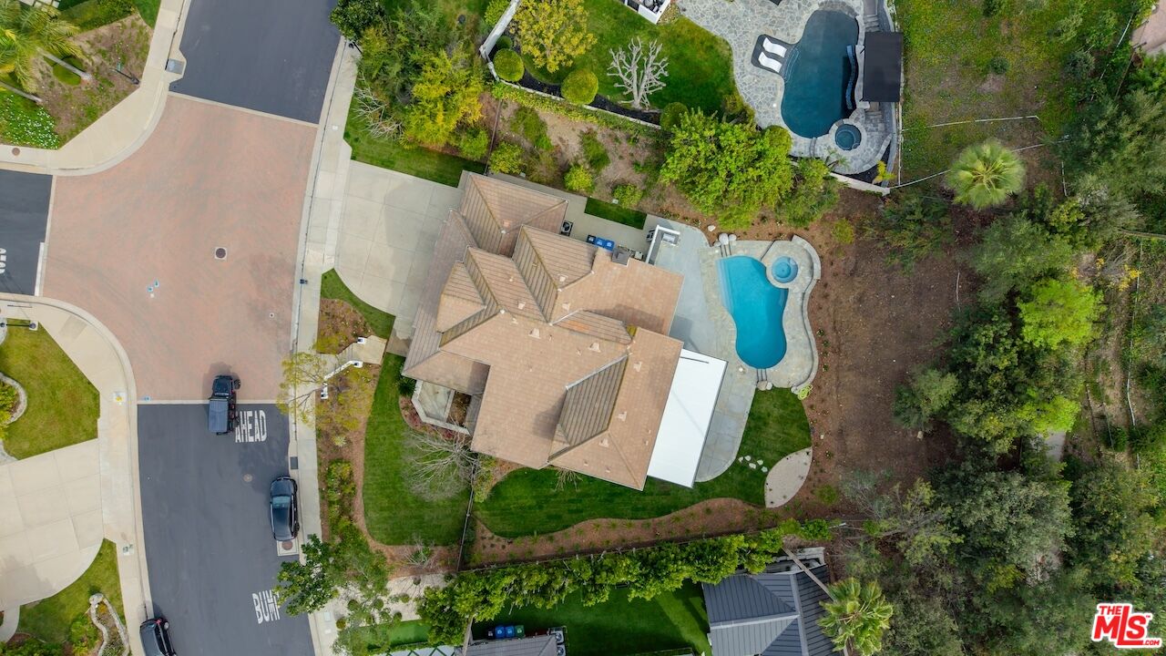 18500 Saint Moritz Dr