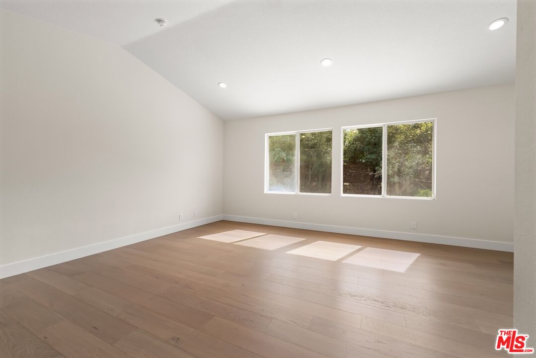 18500 Saint Moritz Dr