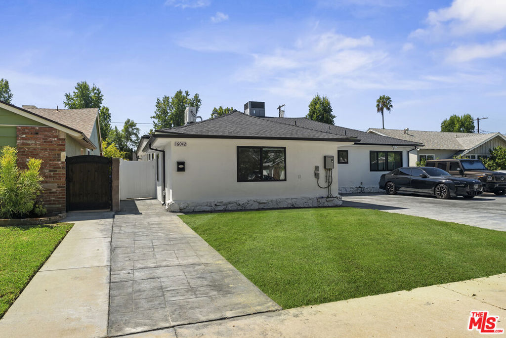 16042 Knapp Street