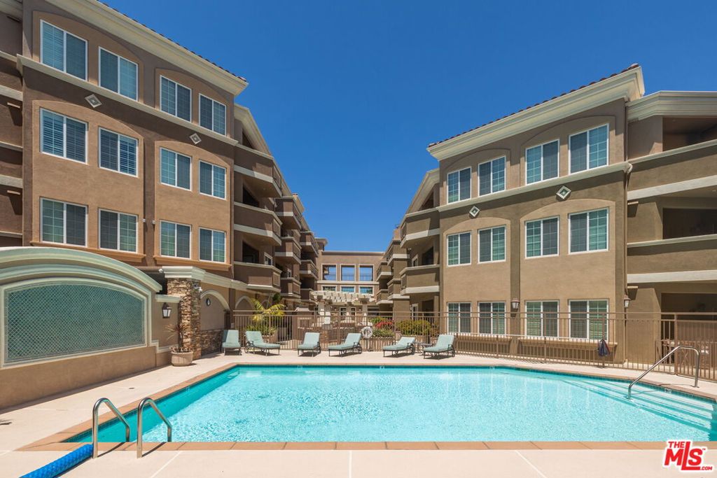2750 Artesia Boulevard 239