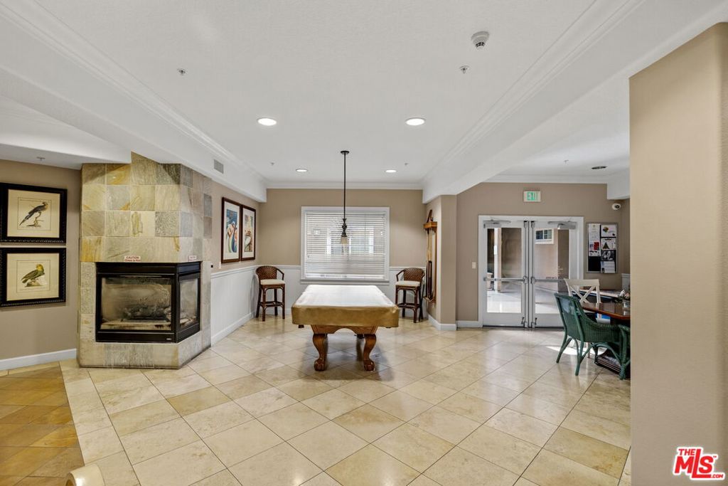 2750 Artesia Boulevard 239