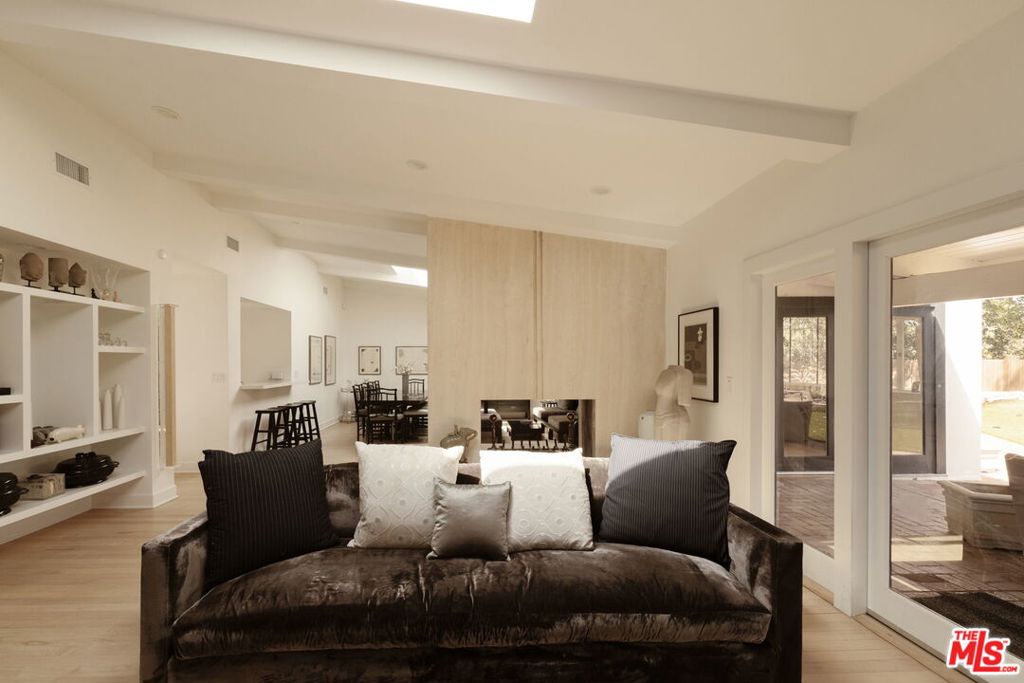 18623 Palomino Drive