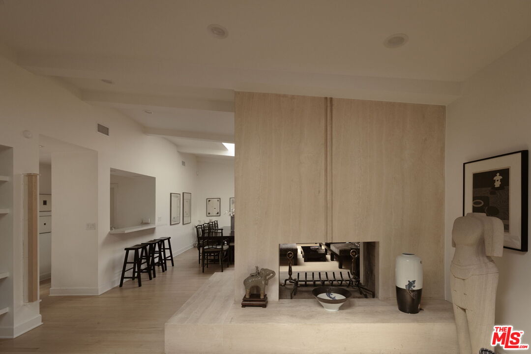 18623 Palomino Dr
