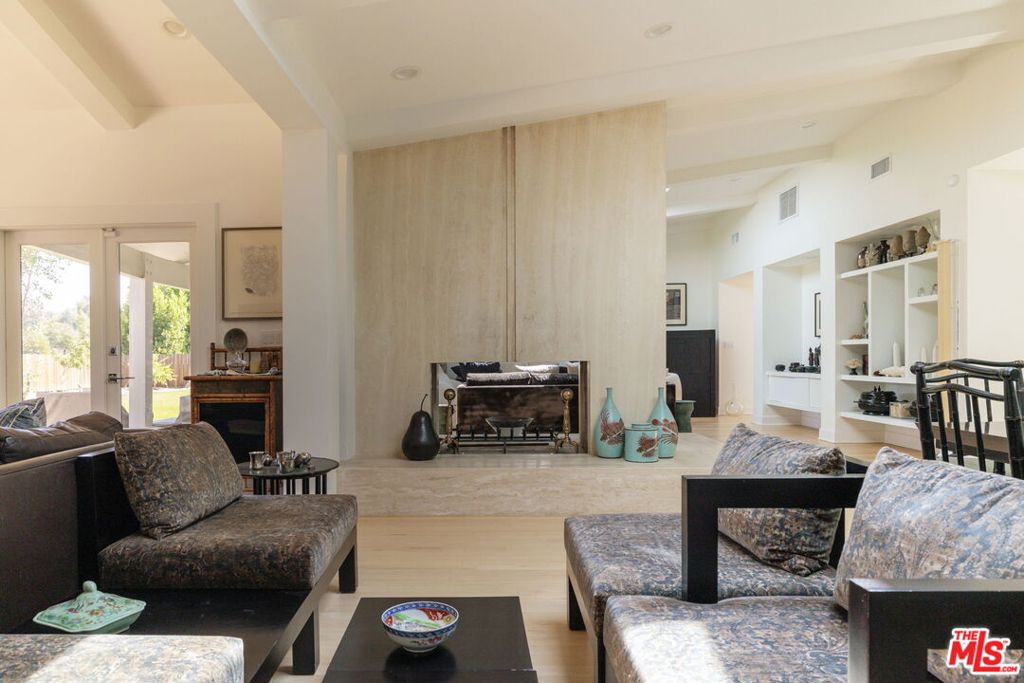 18623 Palomino Drive