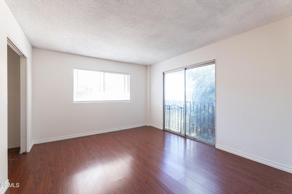 8532 Colombus Avenue Unit: 24