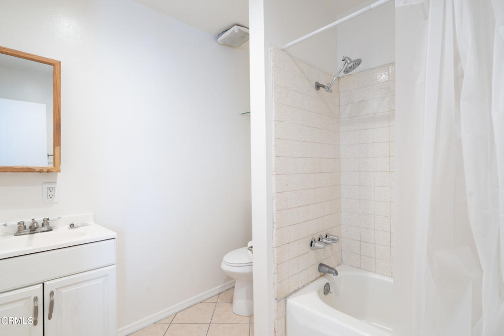 8532 Colombus Avenue Unit: 24