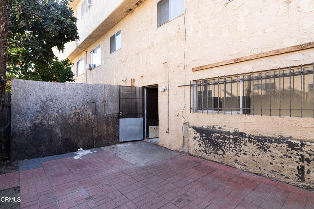 8532 Colombus Avenue Unit: 24