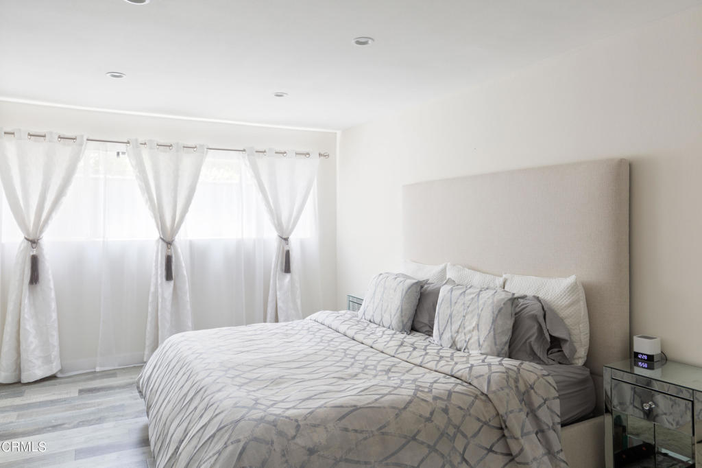 4637 Willis Avenue Unit: 104