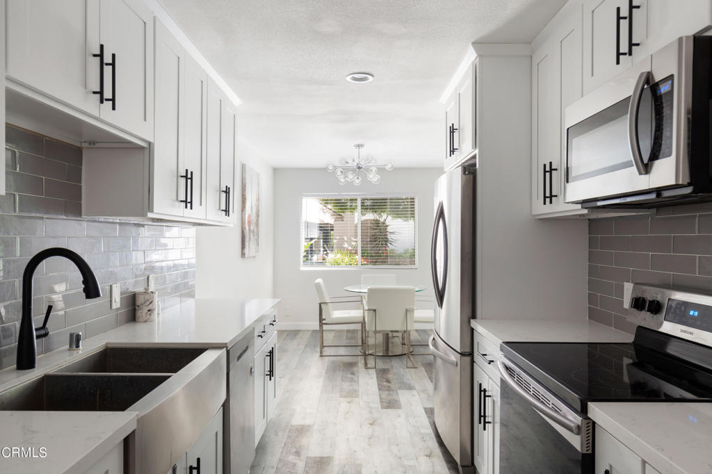 4637 Willis Avenue Unit: 104