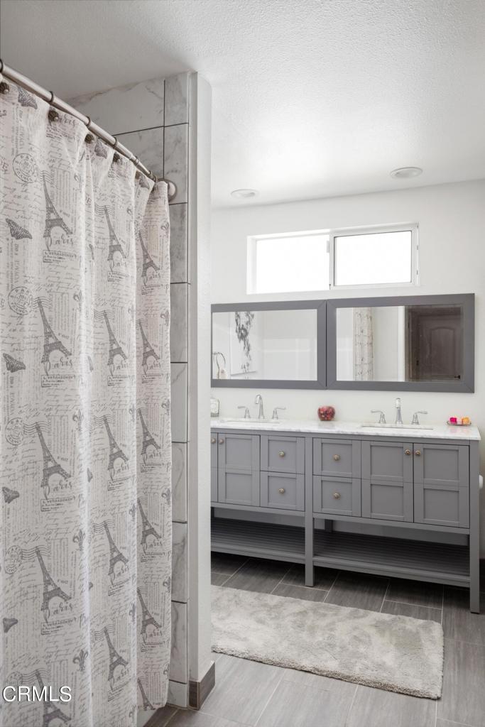 4637 Willis Avenue Unit: 104