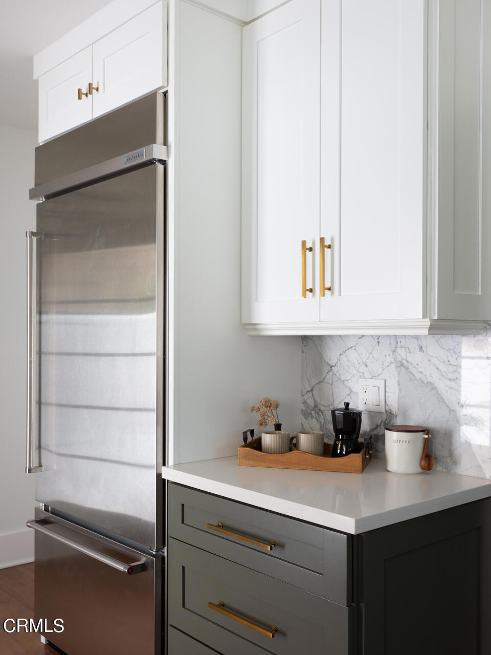 1936 N Roosevelt Avenue