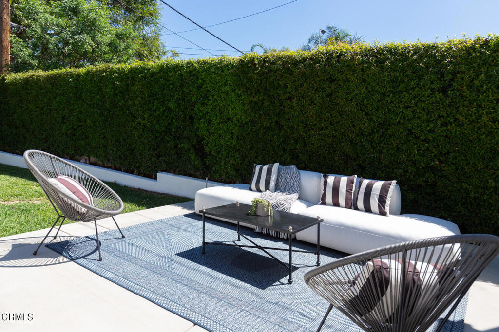 1936 N Roosevelt Avenue