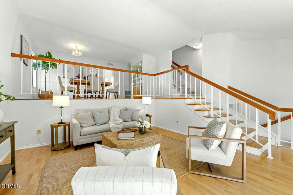 6027 Lindley Avenue Unit: 22