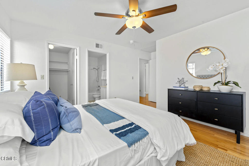 6027 Lindley Avenue Unit: 22