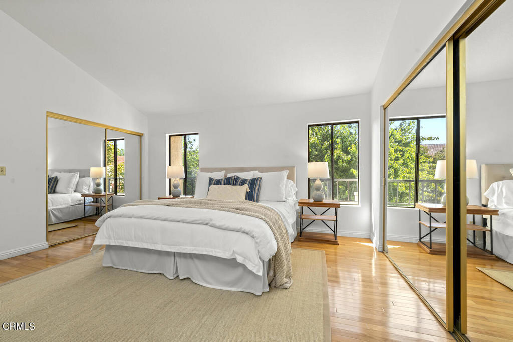 6027 Lindley Avenue Unit: 22