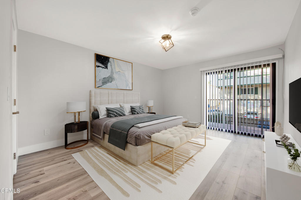 9960 Owensmouth Avenue Unit: 10