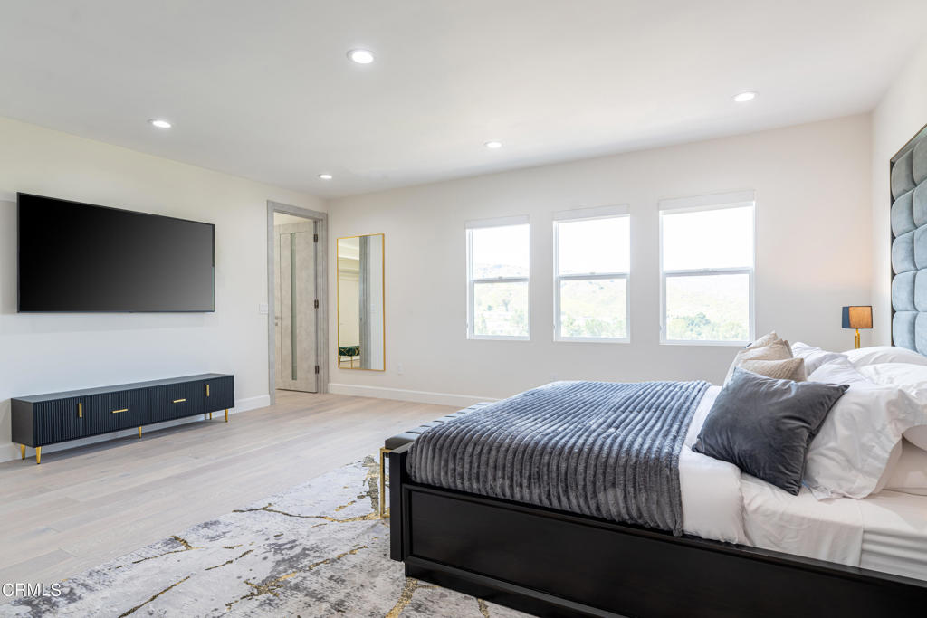 1909 Hazel Nut Court