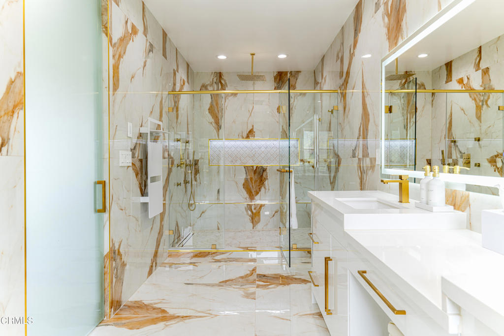 1909 Hazel Nut Court