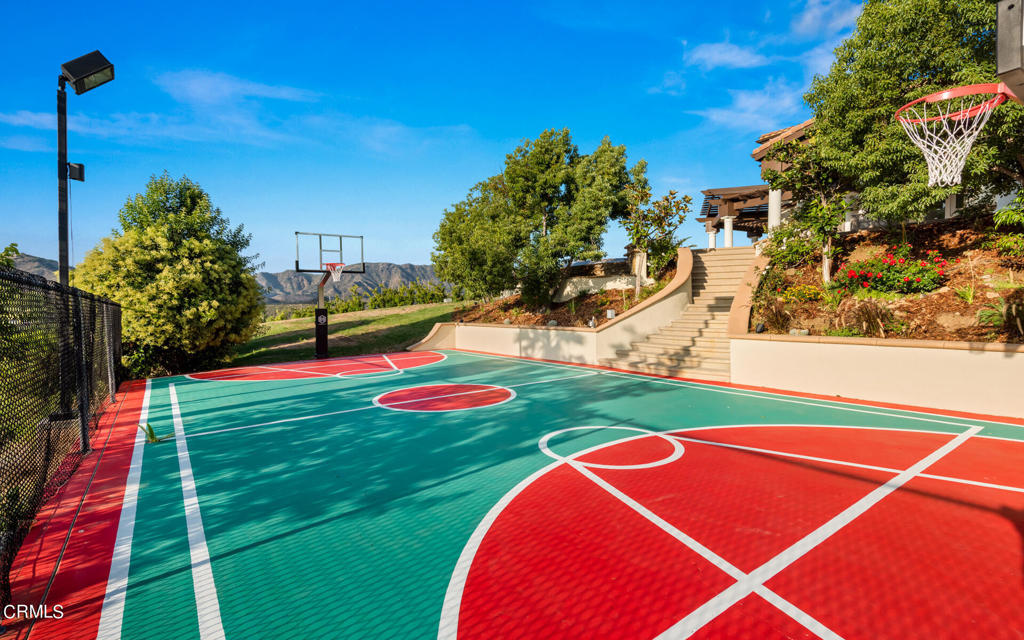 1909 Hazel Nut Court